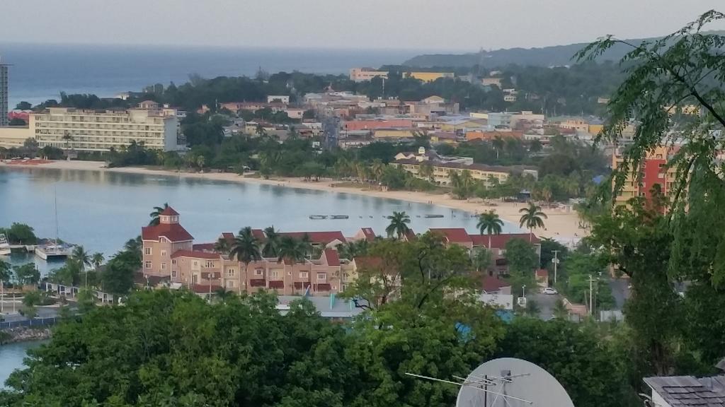 Sky Castles Apt J3 Ocho Rios Eksteriør bilde