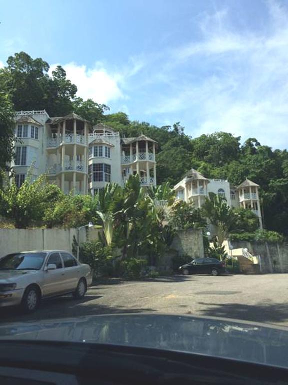 Sky Castles Apt J3 Ocho Rios Eksteriør bilde
